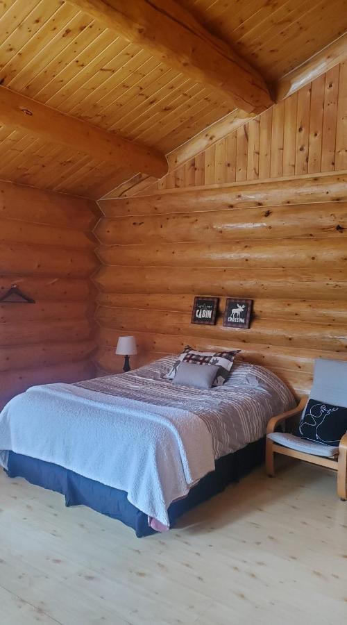 Rocky Mountain Escape Dome & Log Cabin Rentals - Rock Lake Rock Lake Lodge Provincial Park Buitenkant foto