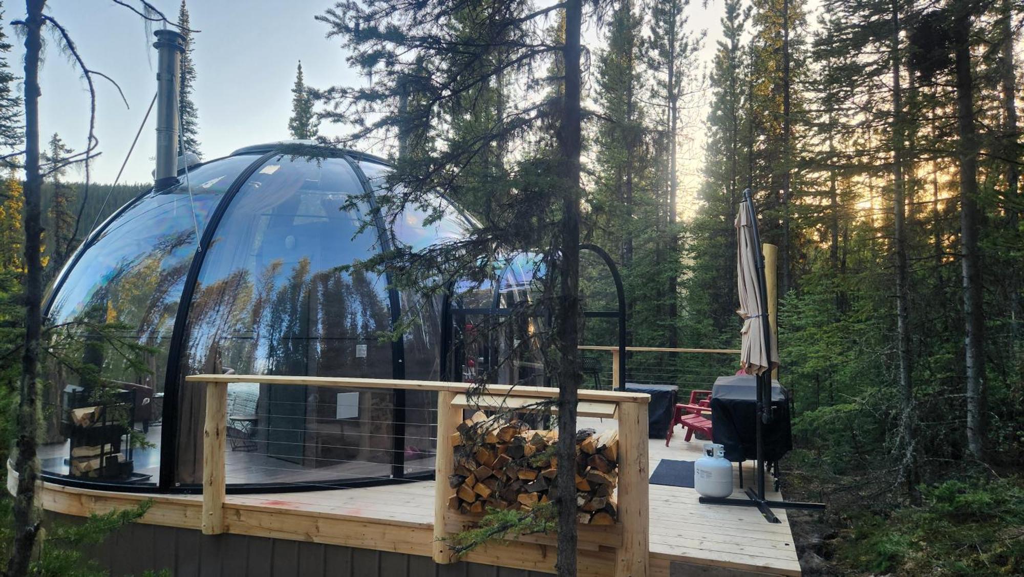 Rocky Mountain Escape Dome & Log Cabin Rentals - Rock Lake Rock Lake Lodge Provincial Park Buitenkant foto